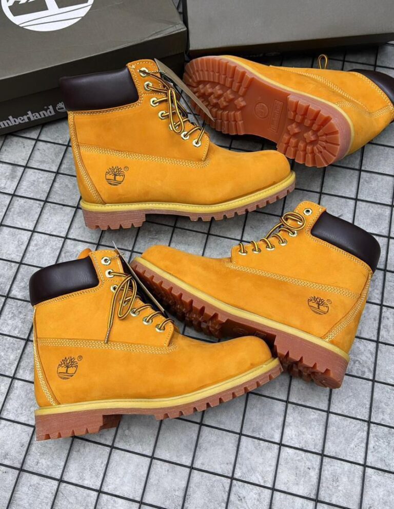 Carton Brown Timberland Leather Boot 2026